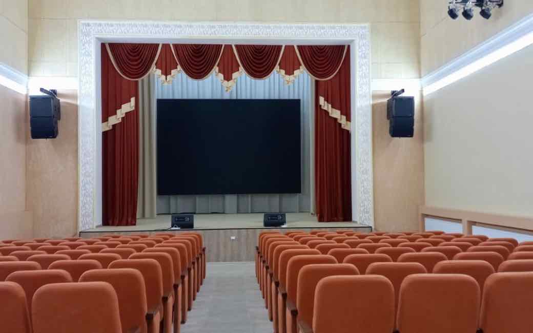 Дом культуры Злынковского района Брянской области получил оборудование для кинозала