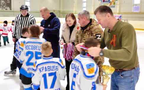 В трубчевском ФОКе открыли Год защитника Отечества межрайонным турниром «Герои Отечества»