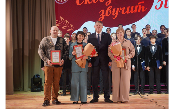 Брянское музыкальное училище отметило 65-летний юбилей