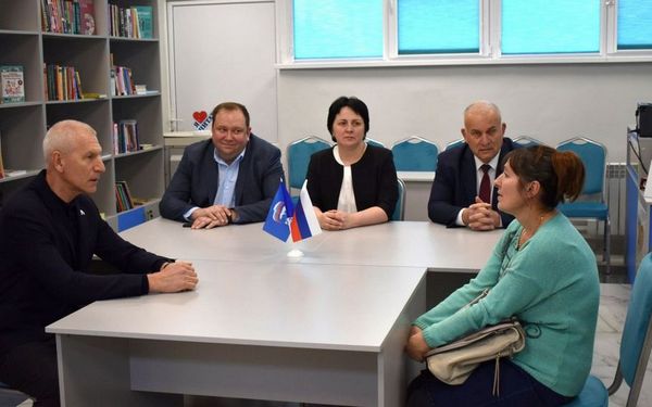 Глава комитета Госдумы по физкультуре и спорту Олег Матыцин посетил Суражский район Брянщины