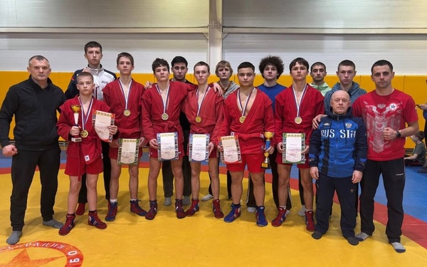 Брянские самбисты приехали с наградами первенства ЦФО