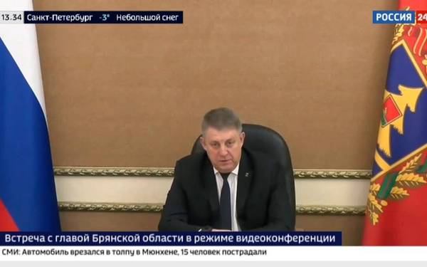 Губернатор Александр Богомаз рассказал президенту Владимиру Путину о жизни в приграничье