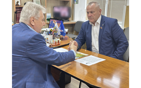 Председатель Брянской облдумы Валентин Суббот побывал в приграничном Погарском районе