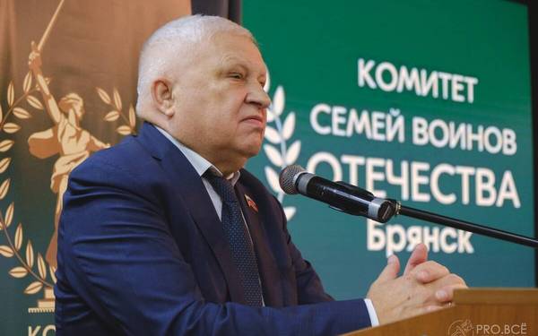 Валерий Родоманов: брянского губернатора поддерживает и президент, и народ