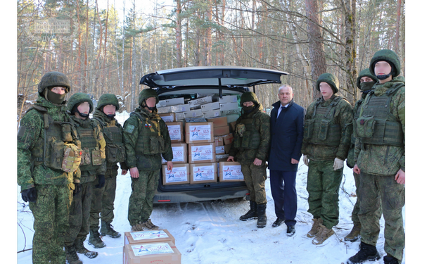 Валентин Суббот передал защитникам госграницы «Брянск» тонну гуманитарной помощи
