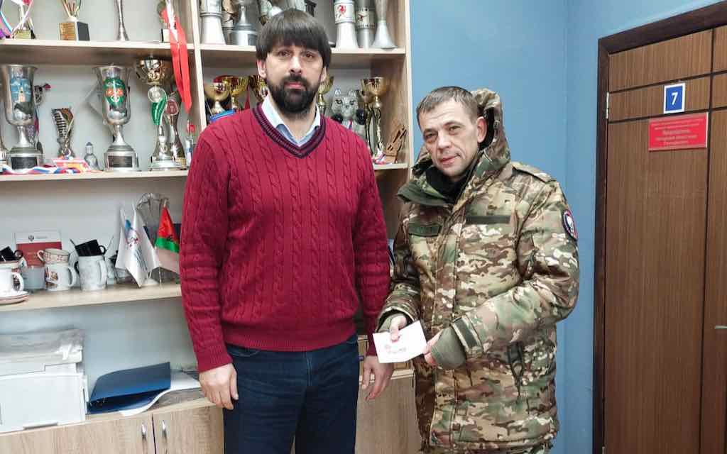 Боец «БАРС-Брянск» Игорь Ивкин получил золотой знак ГТО