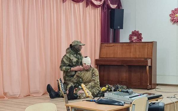 В Суземке Брянской области состоялась встреча участников СВО со школьниками