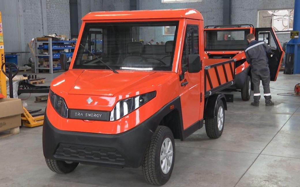 В Брянске наладили выпуск электрокаров