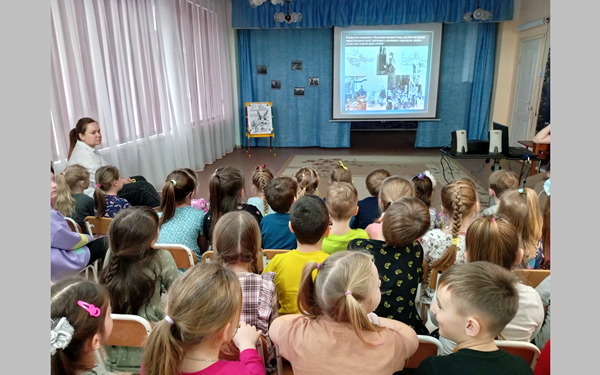 Брянским дошкольникам рассказали о блокаде Ленинграда