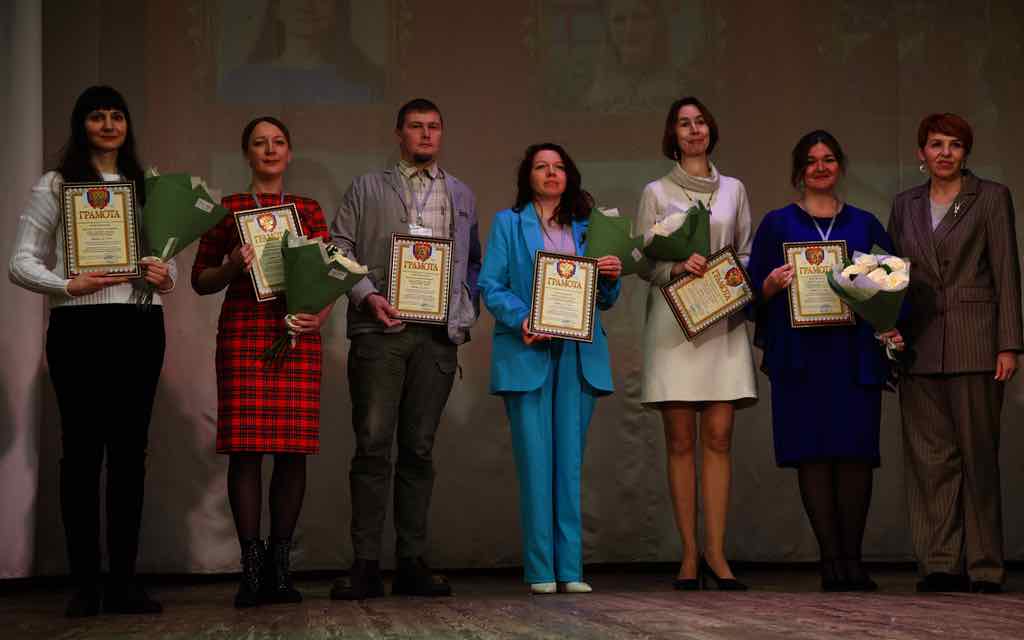 В Брянске наградили победителей муниципального этапа областного конкурса «Сердце отдаю детям»