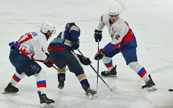 Хоккейный клуб «Брянск» стал победителем в Калуге