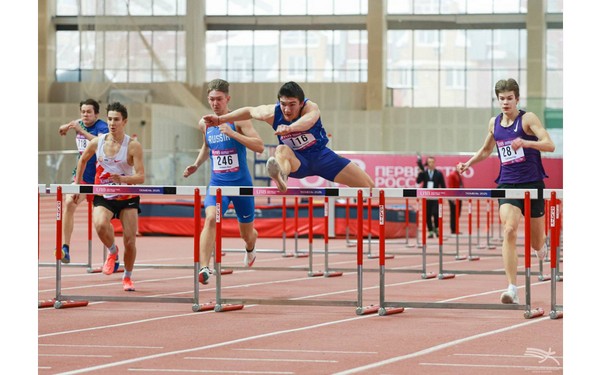 Брянский спортсмен Кирилл Ляпченков завоевал золото Первенства России по легкой атлетике