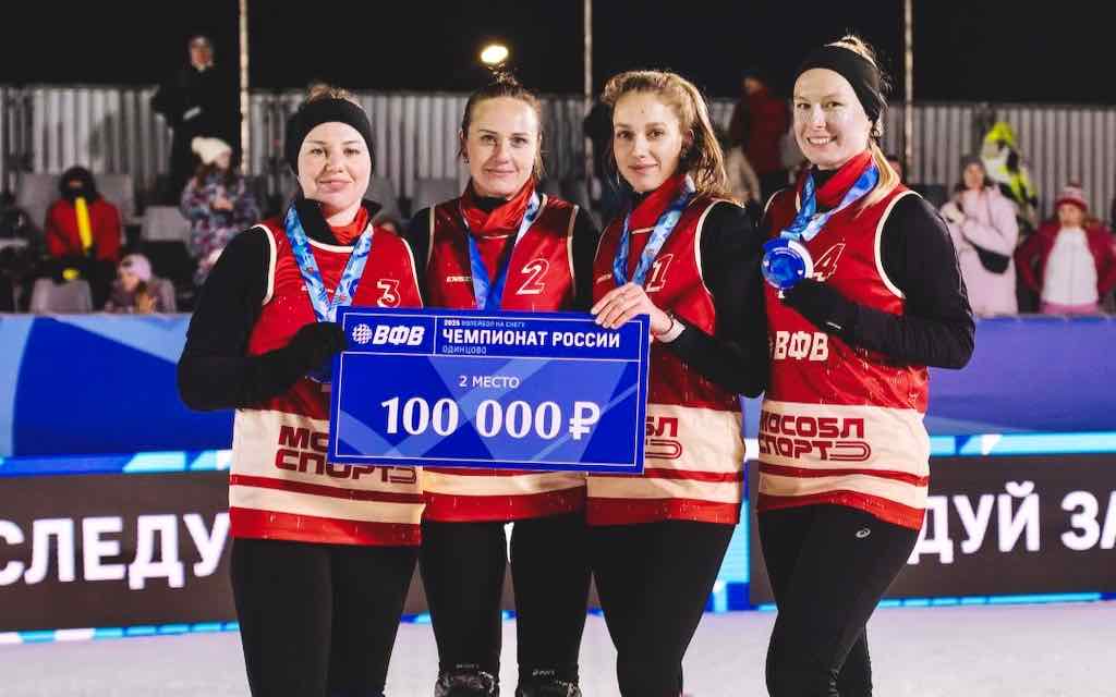 Брянский «Спартак» близок к победе в чемпионате России по снежному волейболу