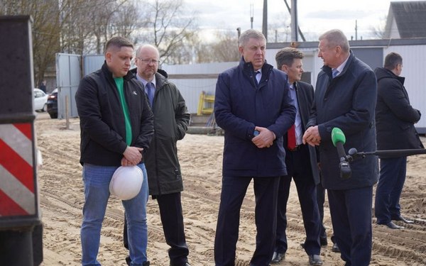 В Новозыбкове ведётся строительство ФОКа с бассейном