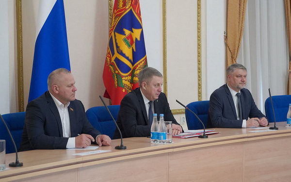В Правительстве Брянской области обсудили подготовку к проведению весенне-полевых работ