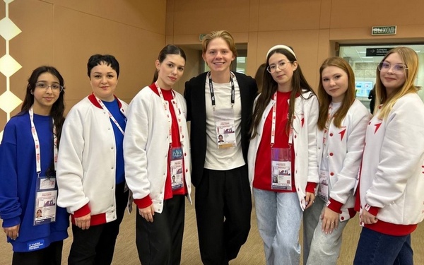 Брянская делегация участвует в IV съезде Движения Первых