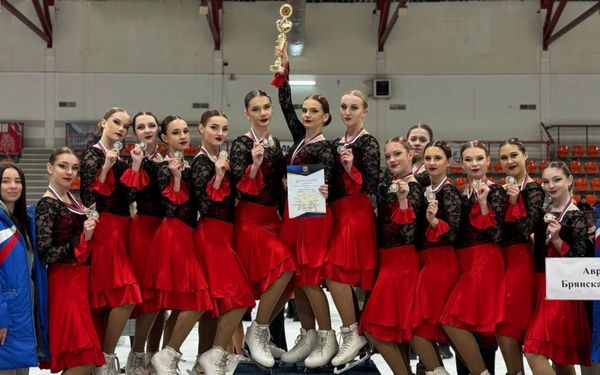 Брянские фигуристки команды «Аврора» заняли второе место на всероссийских соревнованиях