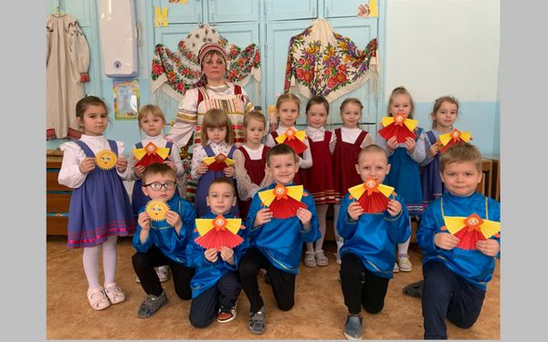 Брянские дошкольники проводили зиму