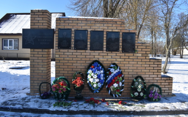 К 9 Мая в брянской Клетне отремонтируют воинские захоронения