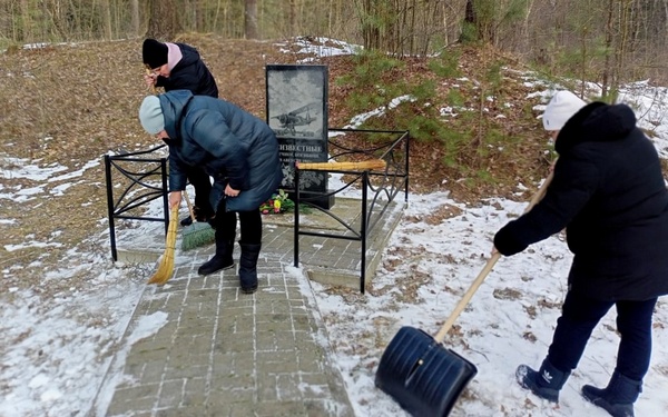В Клинцовском районе прошла акция «Дорога к обелиску»