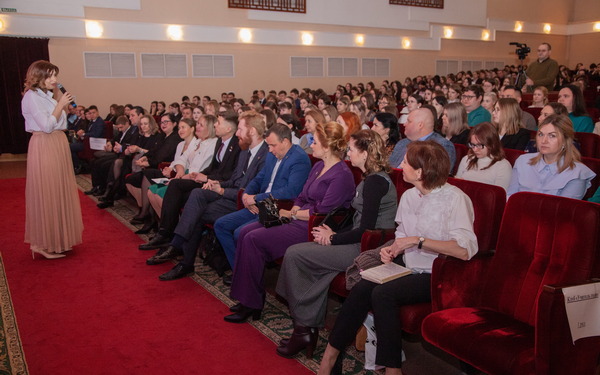 В Брянске прошёл первый день I Регионального педагогического фестиваля «На крыльях мастерства»