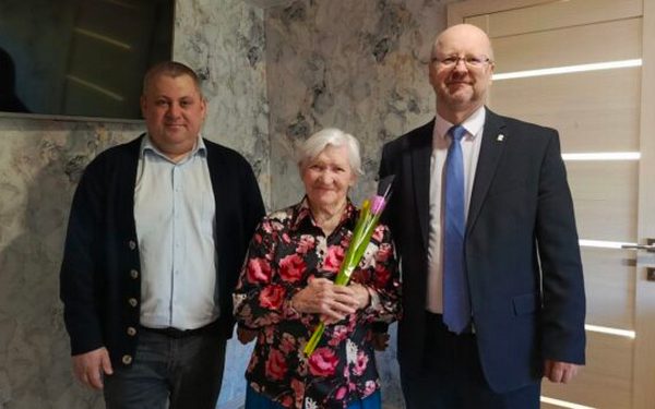 Новозыбковских женщин-ветеранов Великой Отечественной войны поздравили с праздником 8 Марта