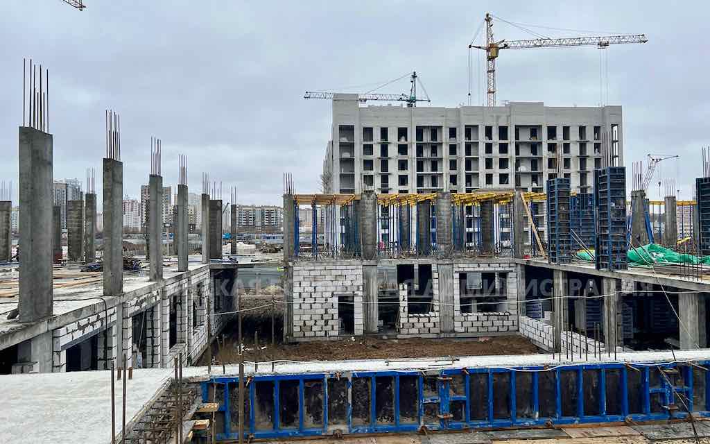 В Брянске возводят новую школу по улице Амосова