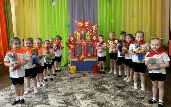 Дошкольники Брянщины борются за звание юных пожарных