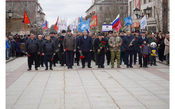 Александр Богомаз в День космонавтики поздравил защитников брянского неба
