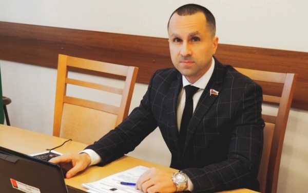 Уникальность проекта «Брянские Герои» отметил директор БГУОР Алексей Солонкин