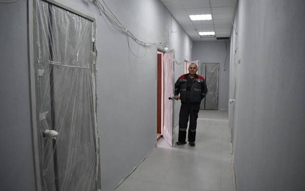 В Клетне продолжается обновление межпоселенческой библиотеки