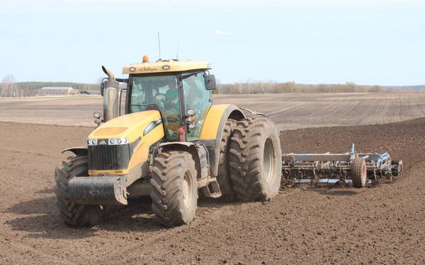 В Климовском районе Брянской области начался весенний сев