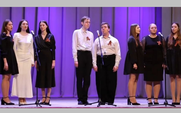 В Клинцах на Брянщине проходит фестиваль в честь 80-летия Великой Победы