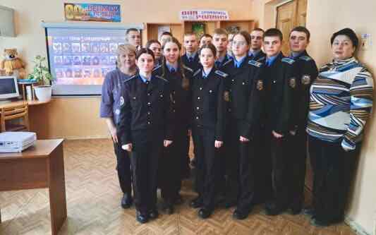 Учащиеся Дятьковской кадетской школы познакомились с историей авиации России