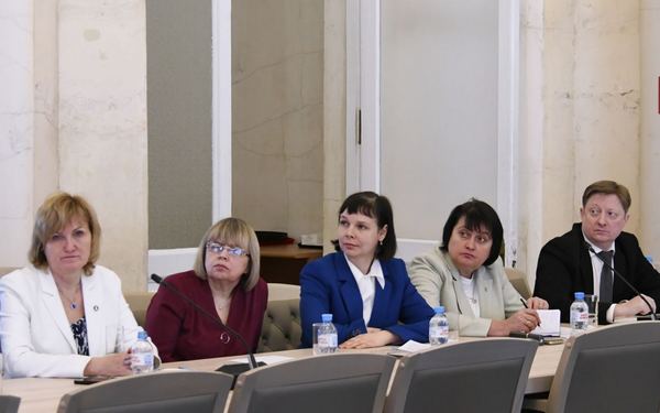 Профессор Брянского государственного технического университета Елена Дергачева приняла участие в заседании совета профессоров РАН