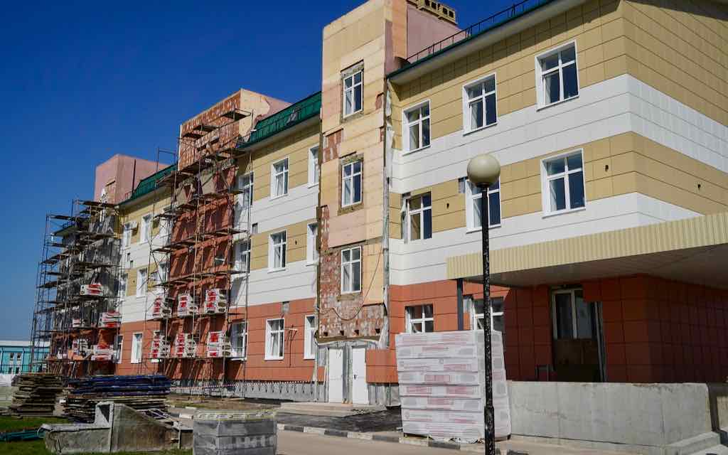 В Почепе Брянской области завершается капитальный ремонт поликлинического центра