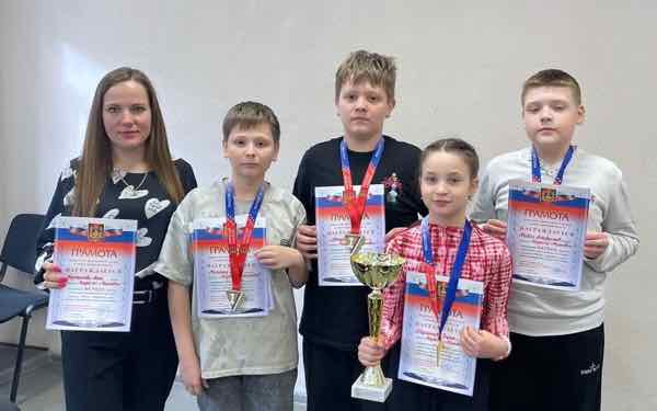 Жуковские лицеисты выиграли областные соревнования по шашкам