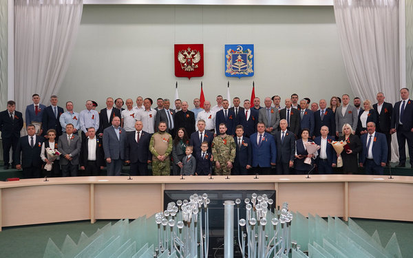 В Правительстве Брянской области вручили государственные награды