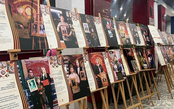 В Брянске начала работу фотовыставка проекта «Китель Победы»