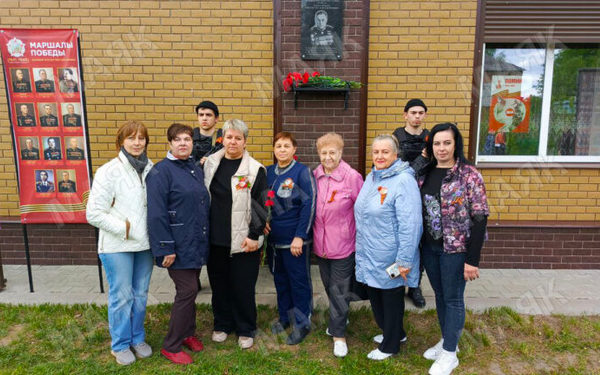 В Новозыбкове в честь Героя Великой Отечественной войны открыли памятную доску