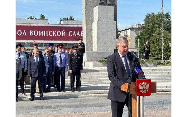 В Брянске состоялся торжественный митинг в честь Дня пограничника