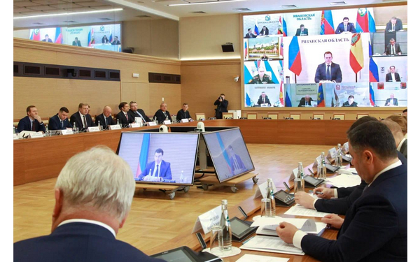 Губернатор Брянской области доложил полпреду Президента в ЦФО о поддержке участников СВО