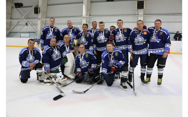 В Клинцах прошёл хоккейный турнир памяти погибших участников СВО