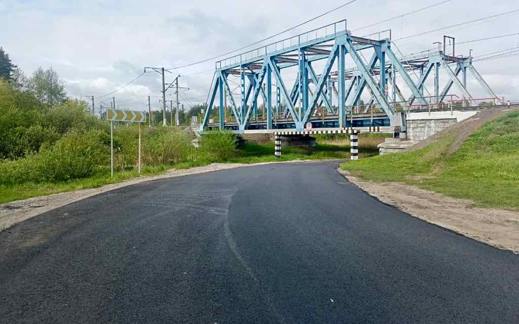 В Фокинском районе Брянска обновили 700 метров дороги у моста через Свень