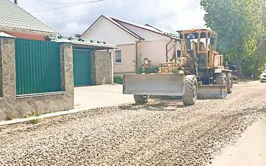 На Первомайской в Супонево Брянской области начали асфальтирование