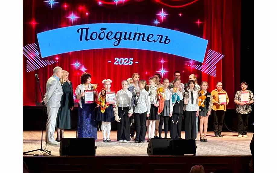 В Брянске завершился фестиваль «Открытый занавес»