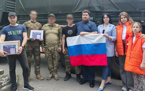 Гуманитарную помощь бойцам СВО отправили брянские священнослужители и волонтёры