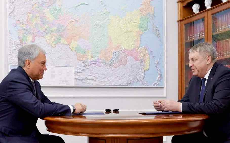 Александр Богомаз обсудил с Вячеславом Володиным развитие Брянской области