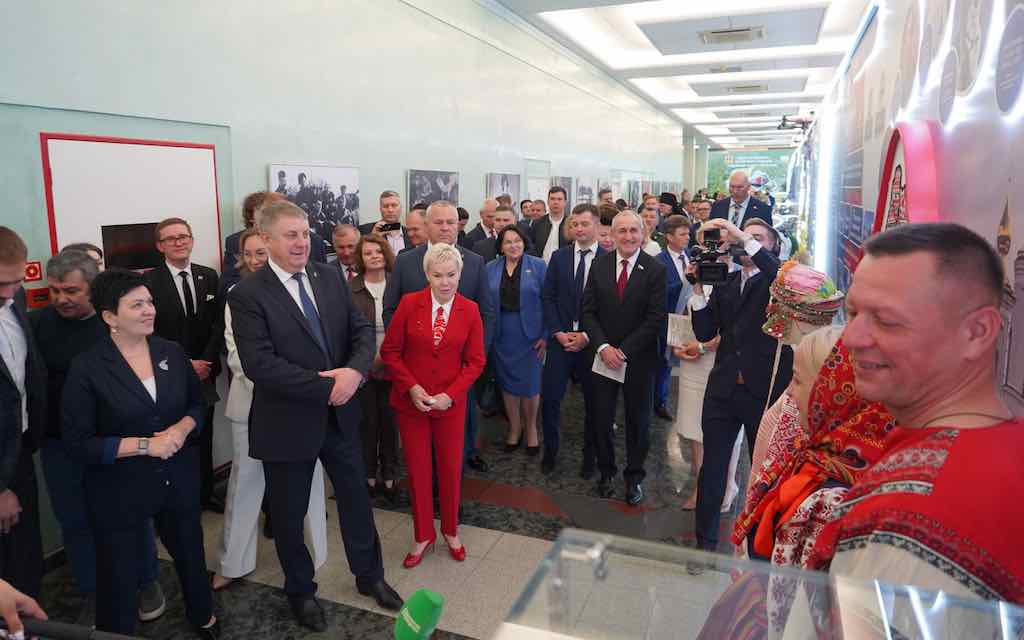 Герои и традиции Брянщины представлены  в экспозиции Госдумы