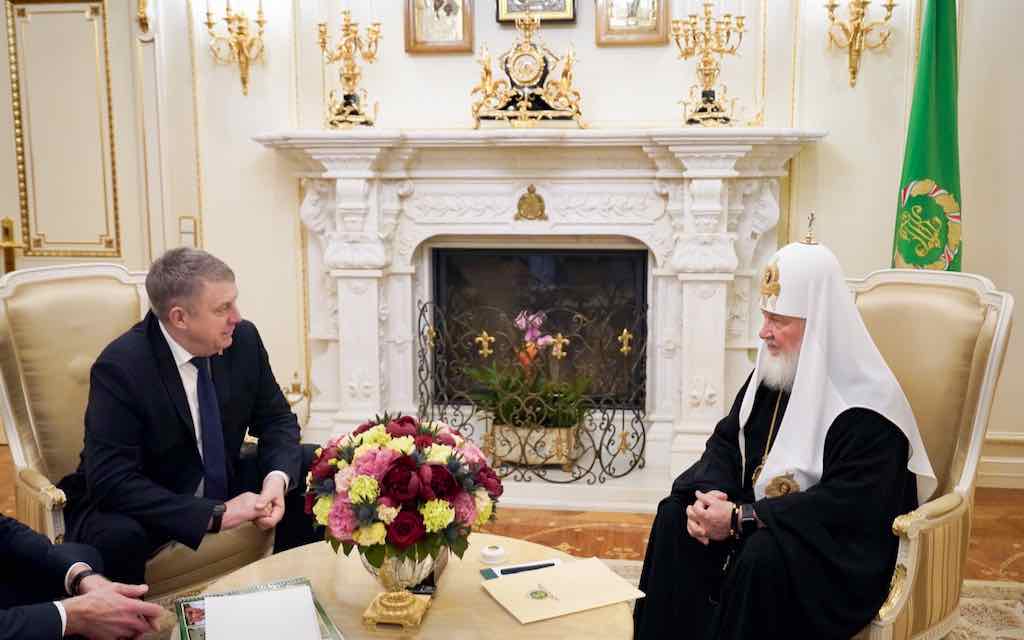 В Патриаршей резиденции Данилова монастыря прошла рабочая встреча между губернатором Брянской области Александром Богомазом и Патриархом Московским и всея Руси Кириллом